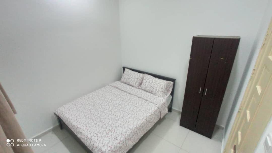 Maryam Homestay Jertih Exterior photo